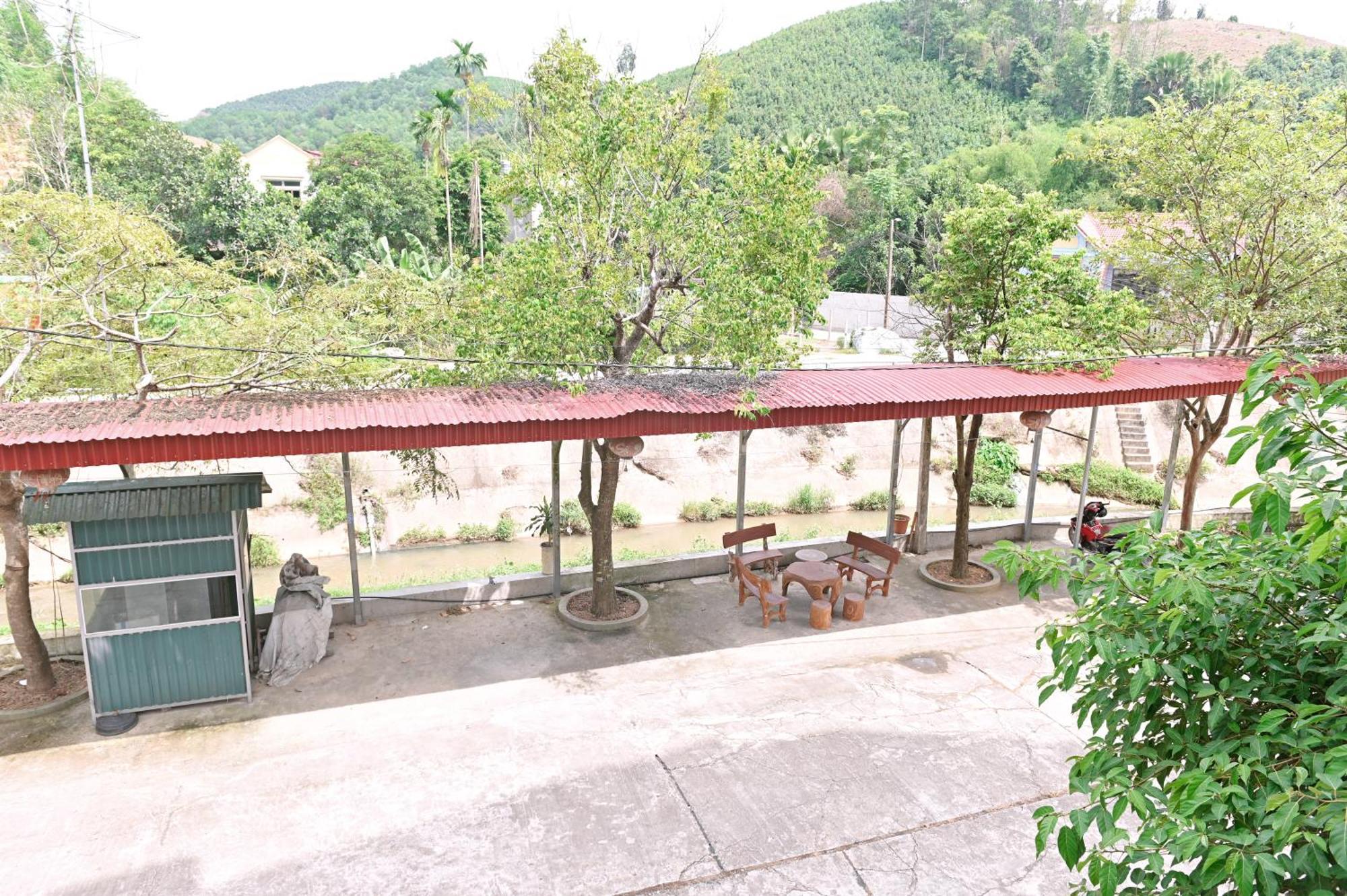 Khach San Hoang Ha River Town Yen Bai Exterior photo